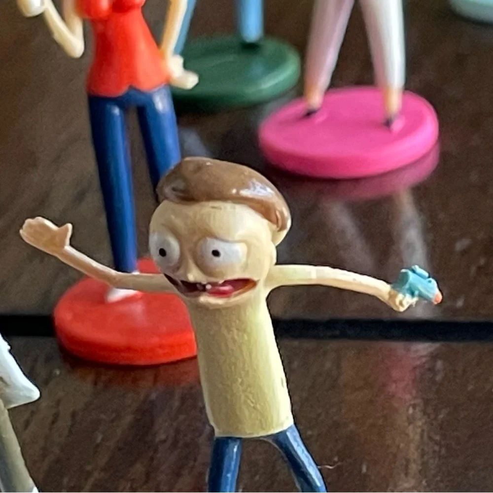 Rick and Morty Clue Board Game - Picture 8 of 12